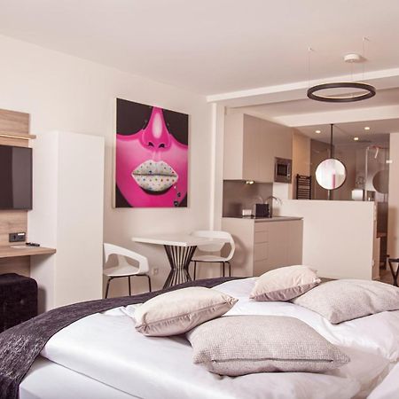 The Faces Berlin Apartment Exterior photo